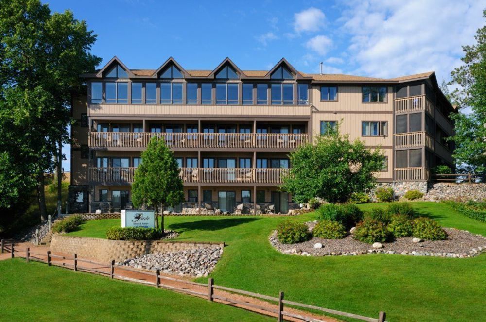 The Pointe Hotel And Suites Minocqua Eksteriør bilde